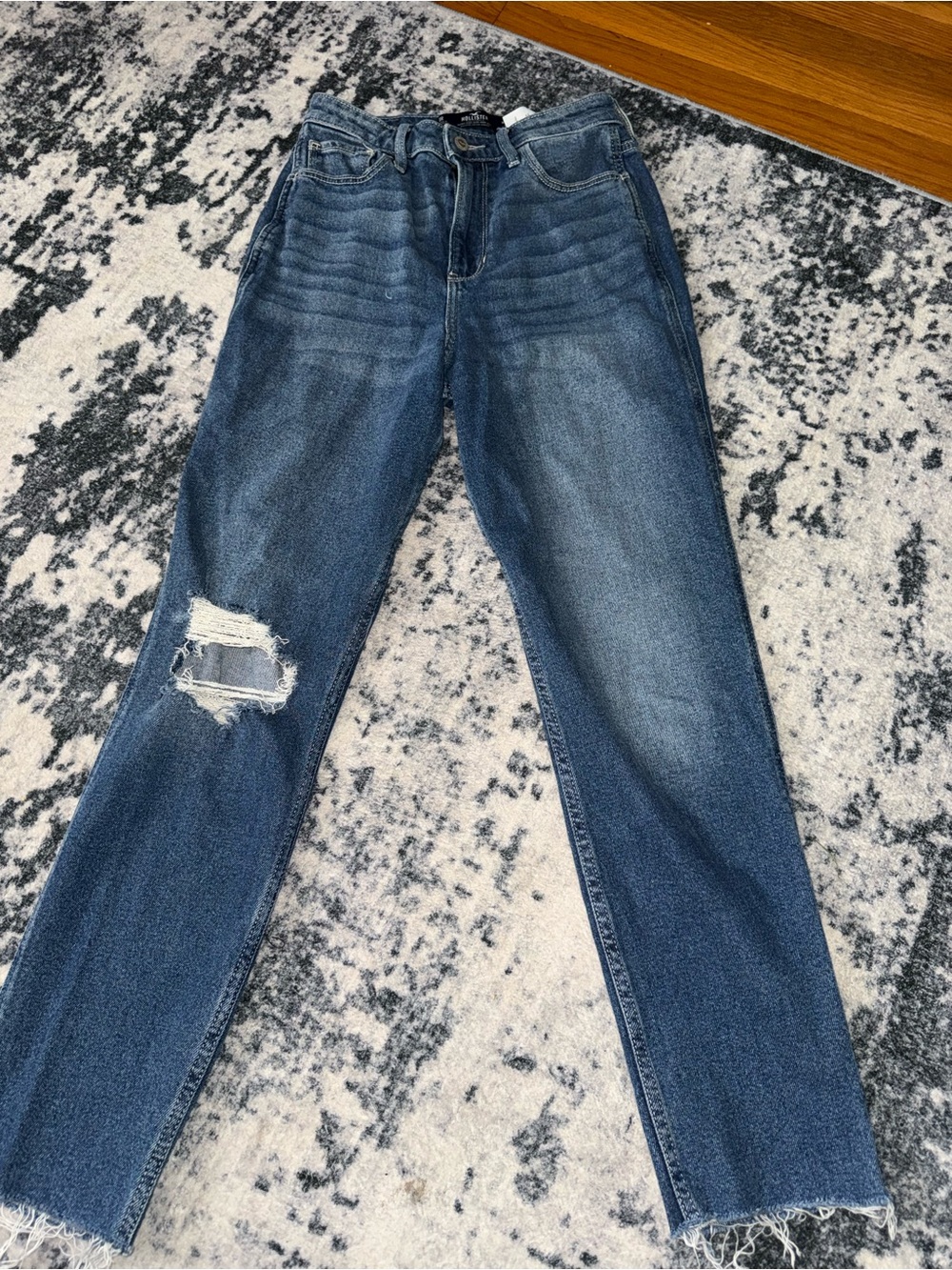 Hollister Women's Straight Leg Distressed Jeans - Blue Wash